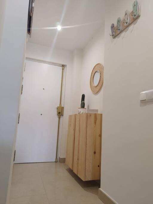 Apartamento En Jerez 3 Dormitorios Y 2 Banos Jerez de la Frontera Exterior photo